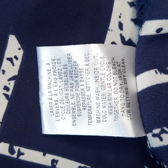 RW&CO sleeves blue and cream blouse, size medium - Picture 10 of 10